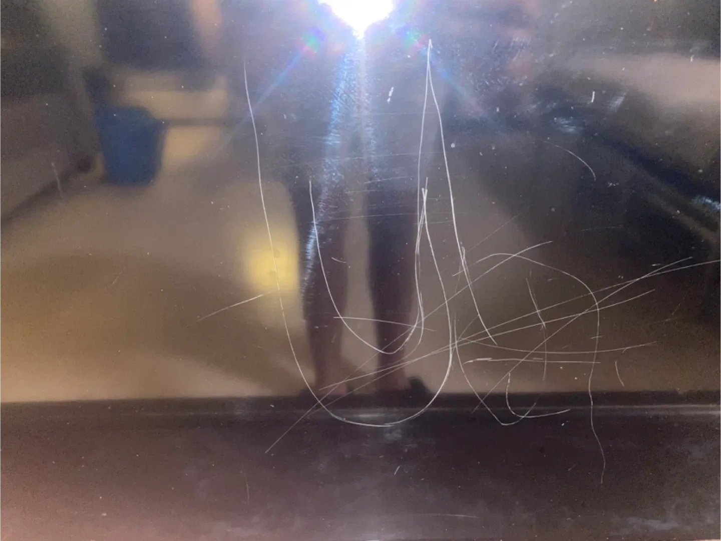 “32Inch” Samsung High Definition LCD TV -Large Scratch image indicator(3)