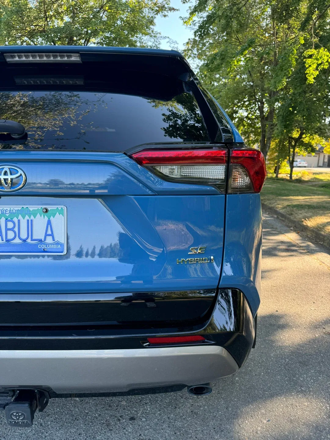 Toyota RAV4 SE Hybrid - Blue image indicator(5)