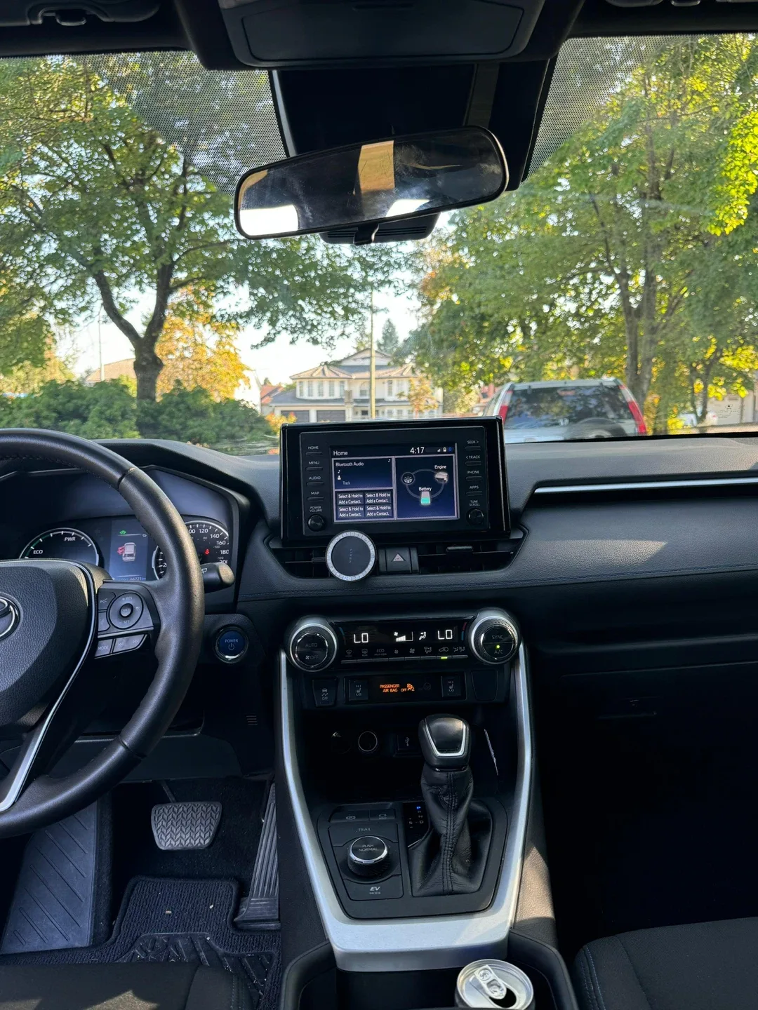 Toyota RAV4 SE Hybrid - Blue image indicator(8)