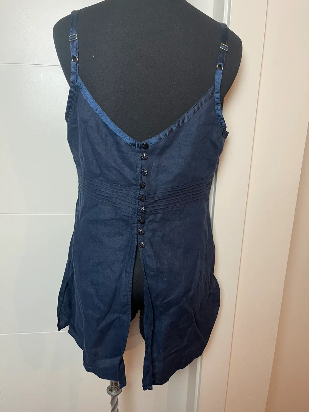 Tapemeasure Navy Linen Blend Tank Top Size 8 image indicator(2)