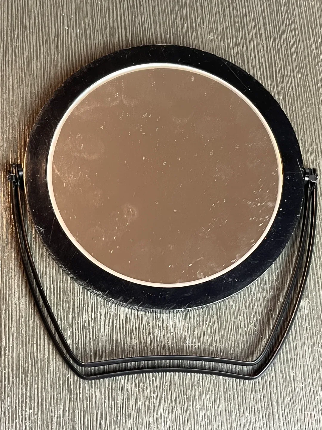 Black Vanity Mirror image indicator(2)