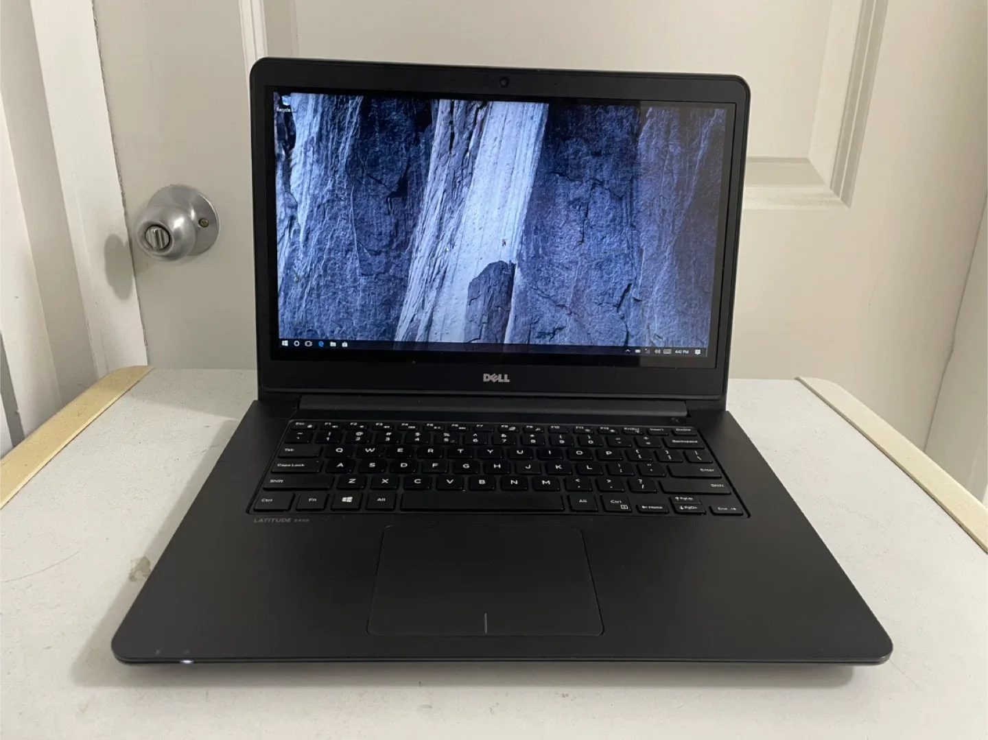 Dell Latitude 3450 Laptop