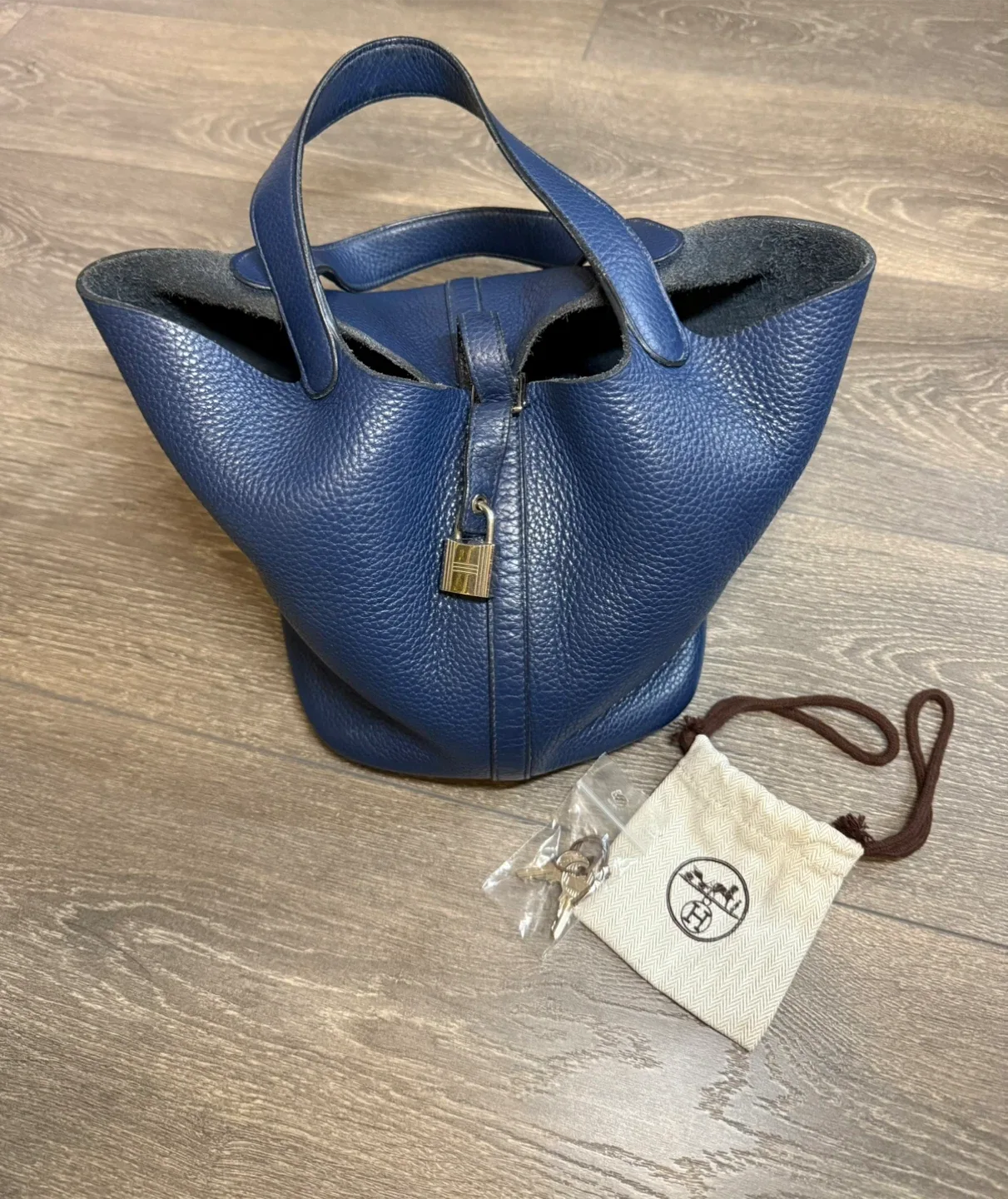 Hermès Picotin 22 Blue Leather Handbag