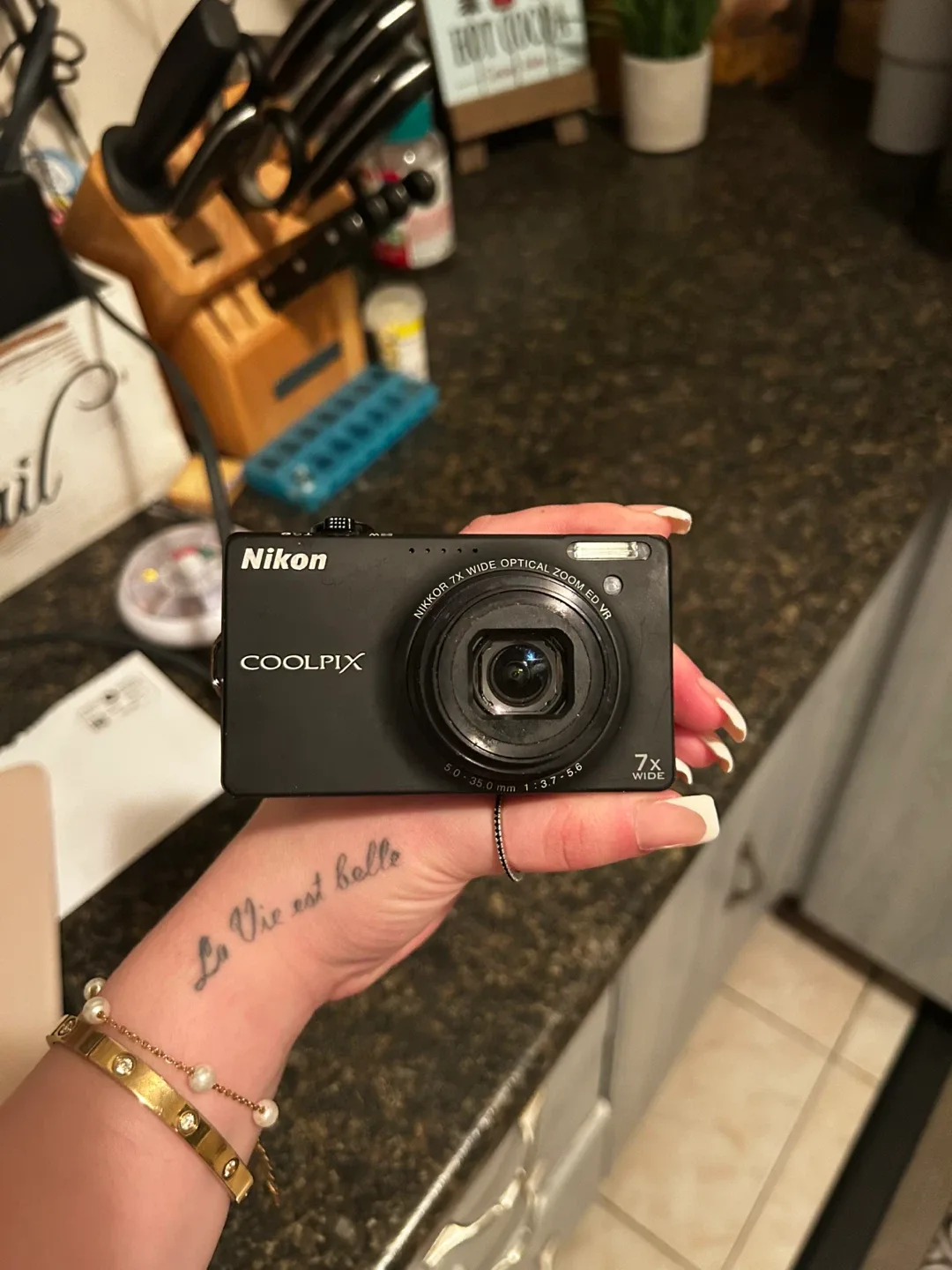 Nikon COOLPIX S6000 7x Wide Optical Zoom ED VR image indicator(5)