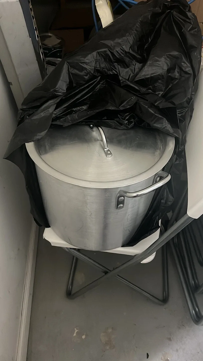 ♻️ Sustainability star #Cleanout Large Aluminum Stock Pot