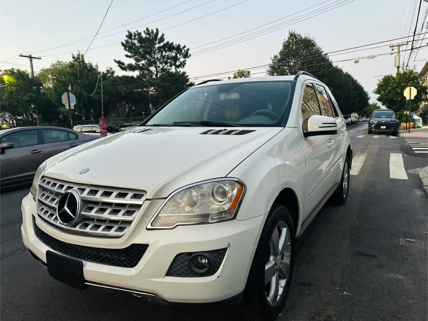 2011 Mercedes-Benz ML350 4MATIC White SUV