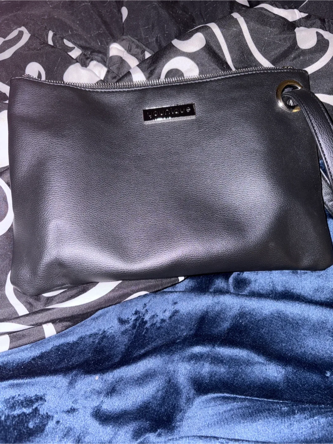 Younique Black Wristlet Clutch