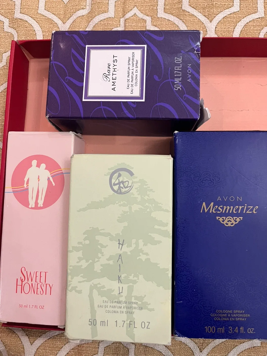 Perfume Bundle: Sweet Honesty, Haiku, Rare Amethyst, Mesmerize image indicator(2)