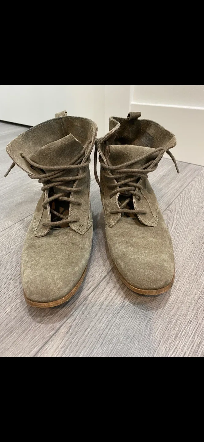 Zara Olive Green Suede men’s Ankle Boots