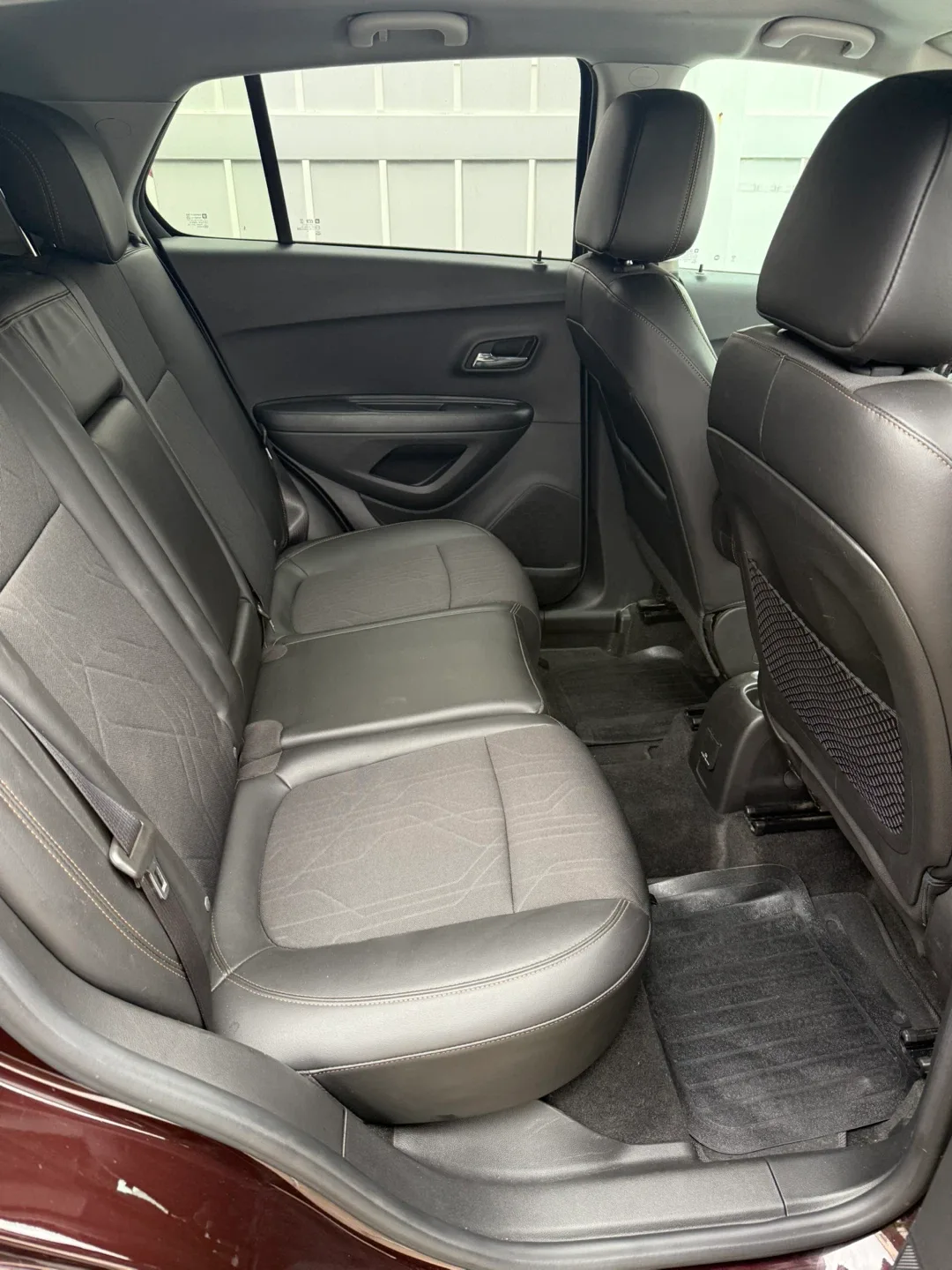 Like new 2022 Chevrolet Trax SUV image indicator(5)