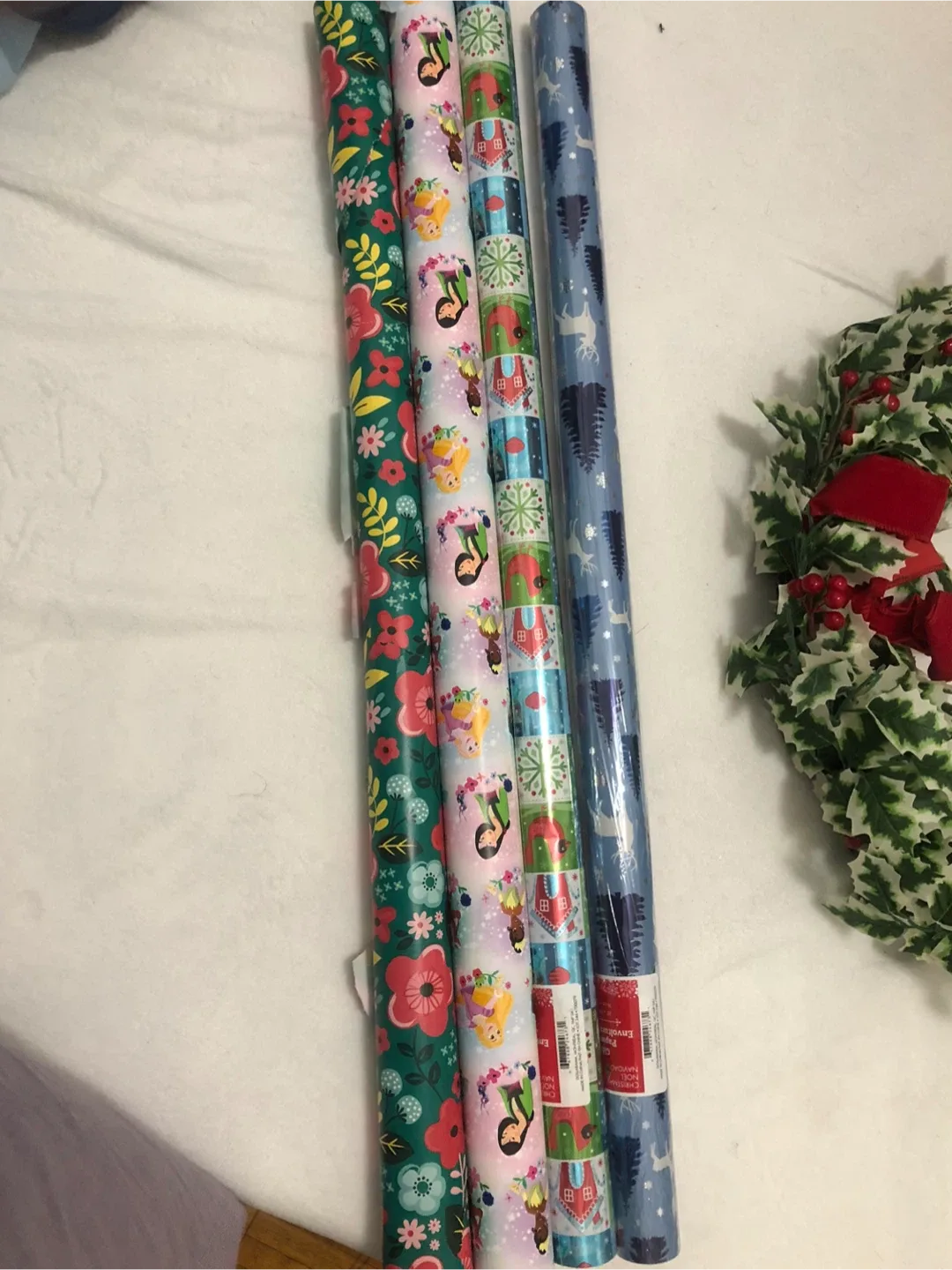 Christmas Wreath & Garland &blue and green lights image indicator(7)