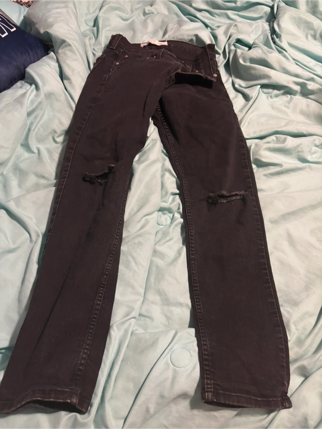 Levi Strauss & Co. S27 Slim Jeans