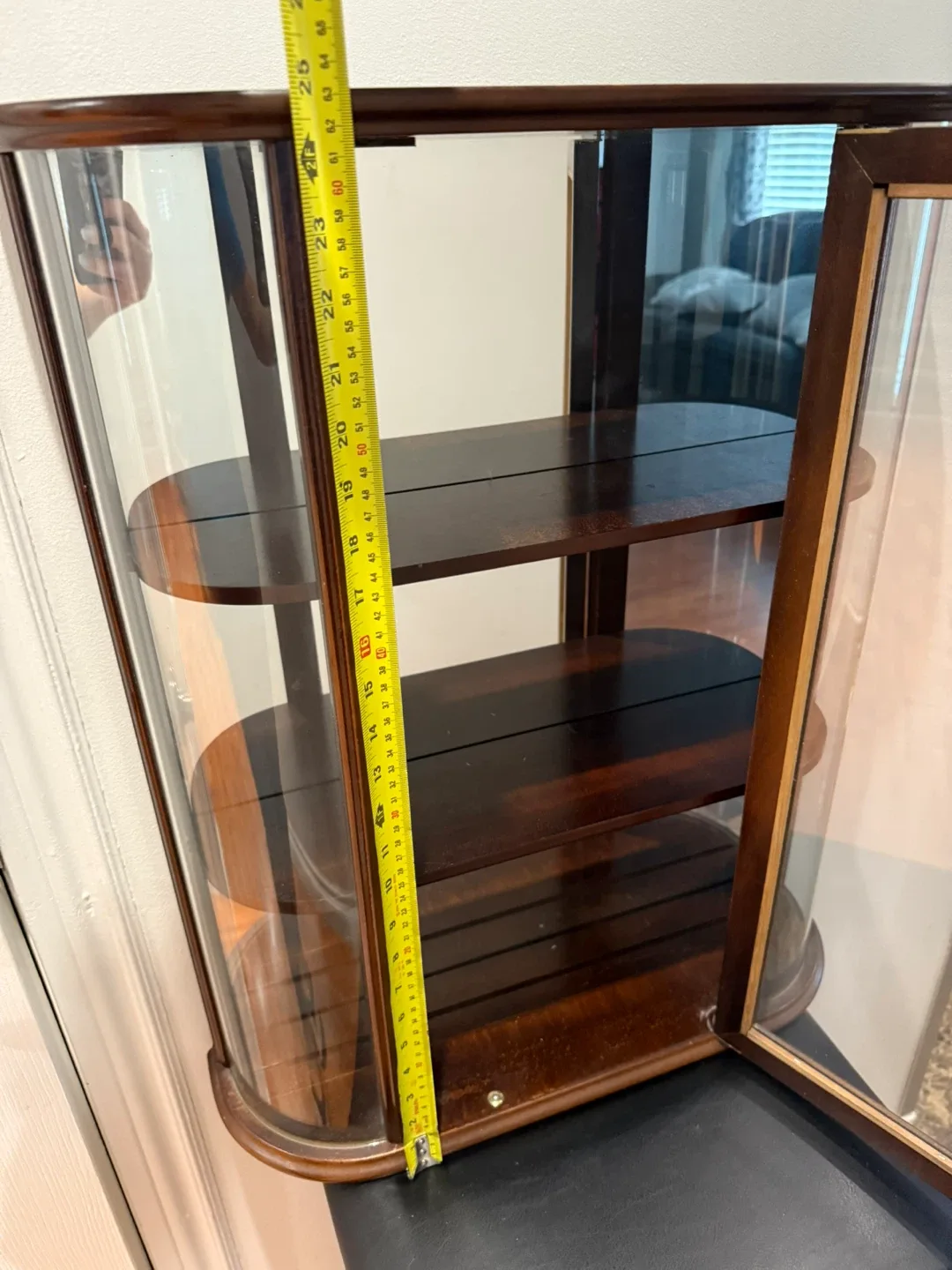 The Bombay Company Curio Cabinet image indicator(4)