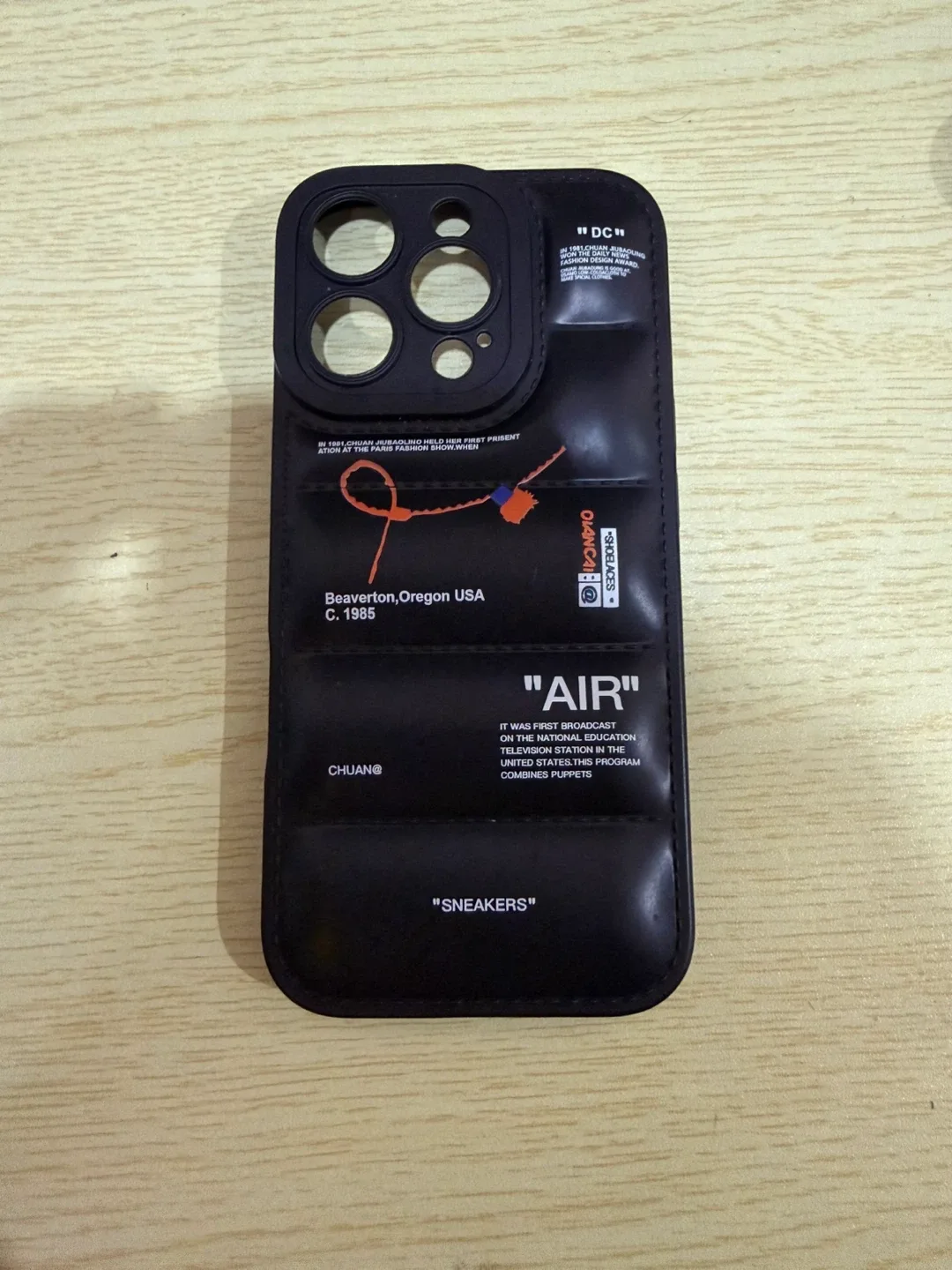 iPhone 16 Pro Phone Cases image indicator(6)