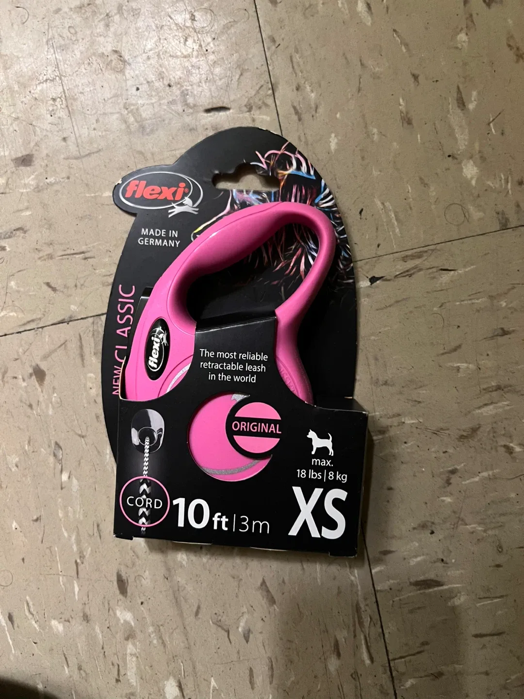 FREE XS Pink Retractable Dog Leash