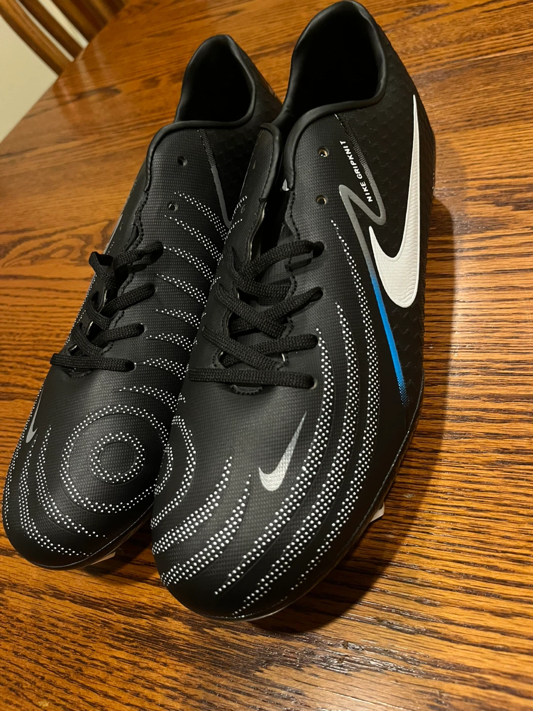 Nike Gripknit Phantom GX Soccer Cleats - Size 9 US - photo 3
