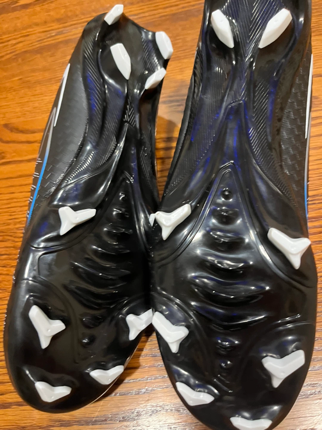 Nike Gripknit Phantom GX Soccer Cleats - Size 9 US - photo 5