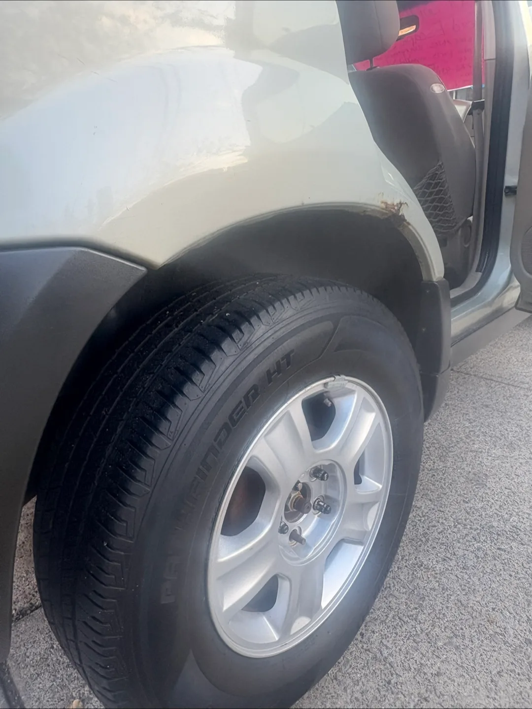 2004 Ford Escape SUV - Sports xlt image indicator(10)