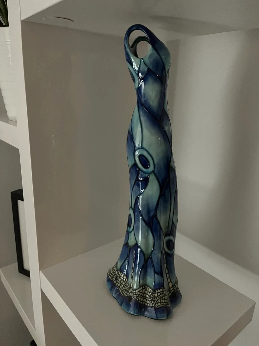 Stunning Blue Dress-Shaped Ceramic Vase image indicator(2)