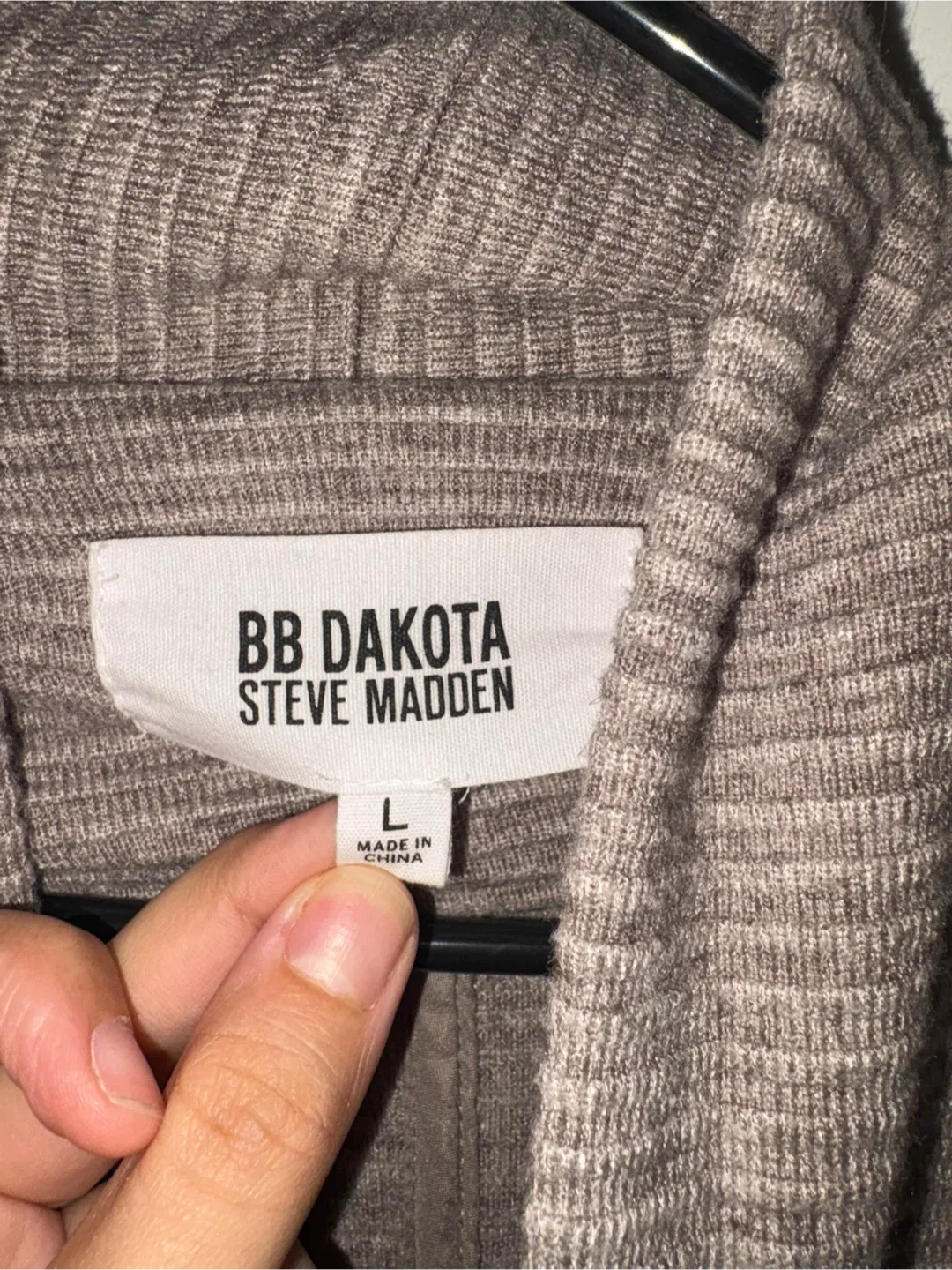 Steven Madden Tan Cardigan image indicator(2)