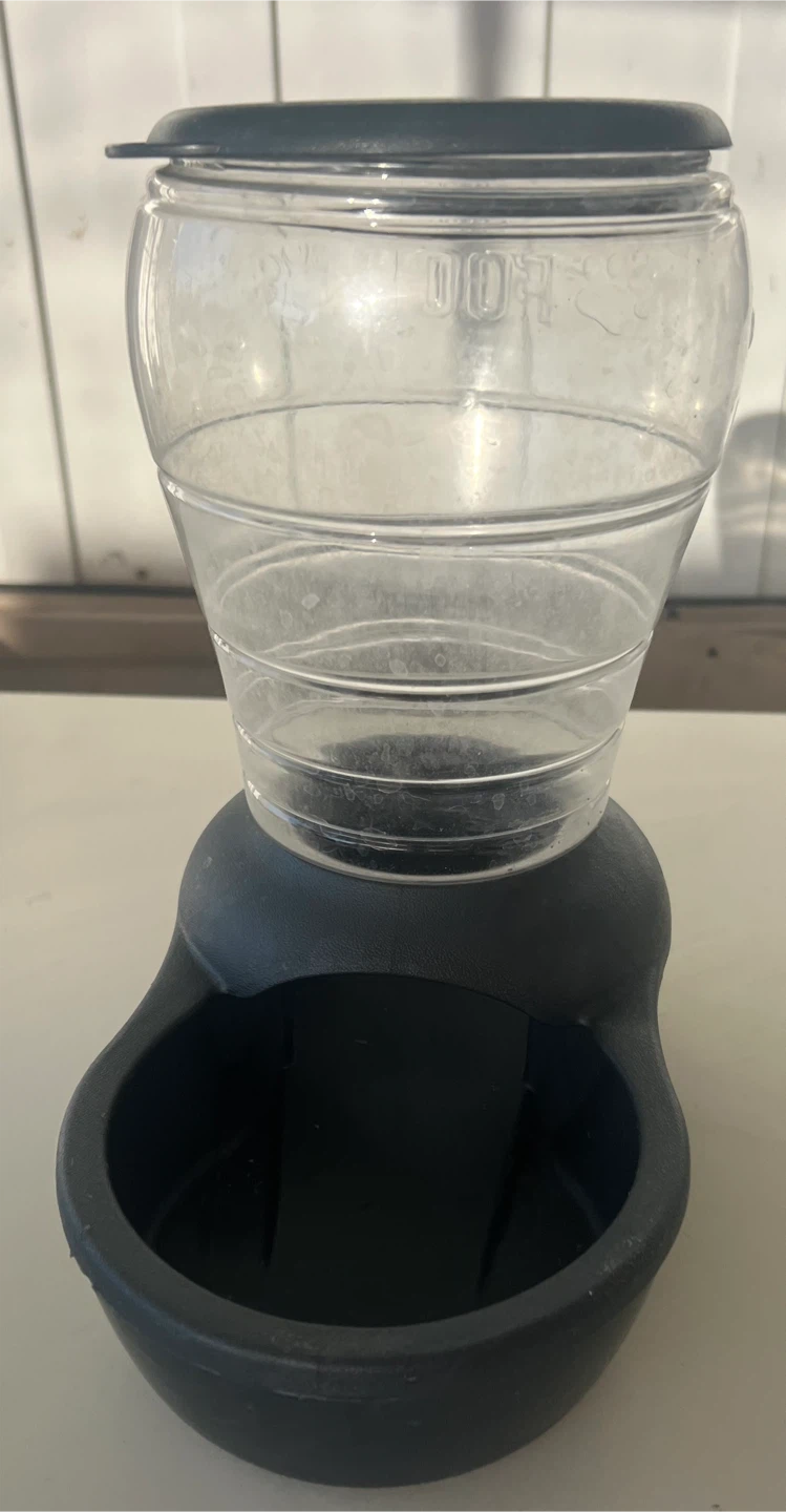 Pet Water Dispenser - photo 2