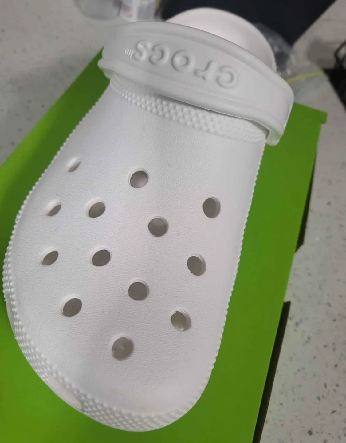 Crocs Classic Clog - White, Women's 7