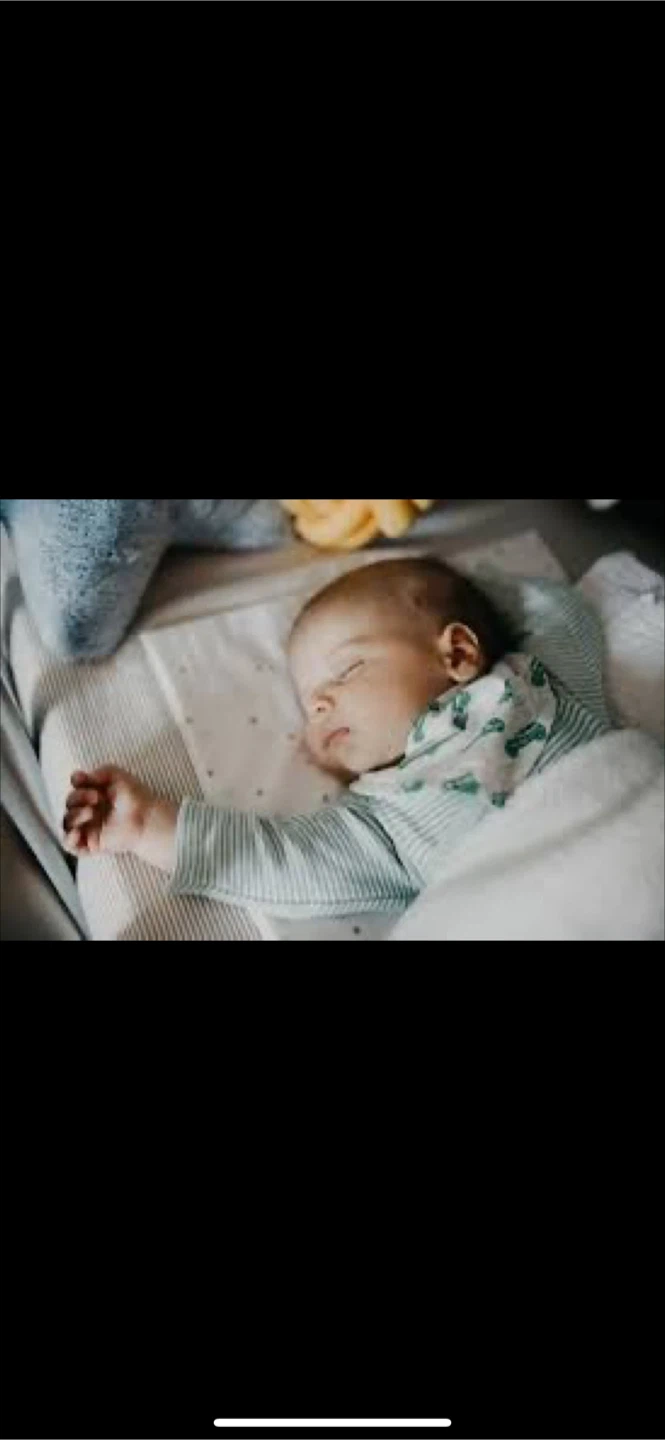 Playing/Sleeping Crib - Pack n’ Play - photo 5