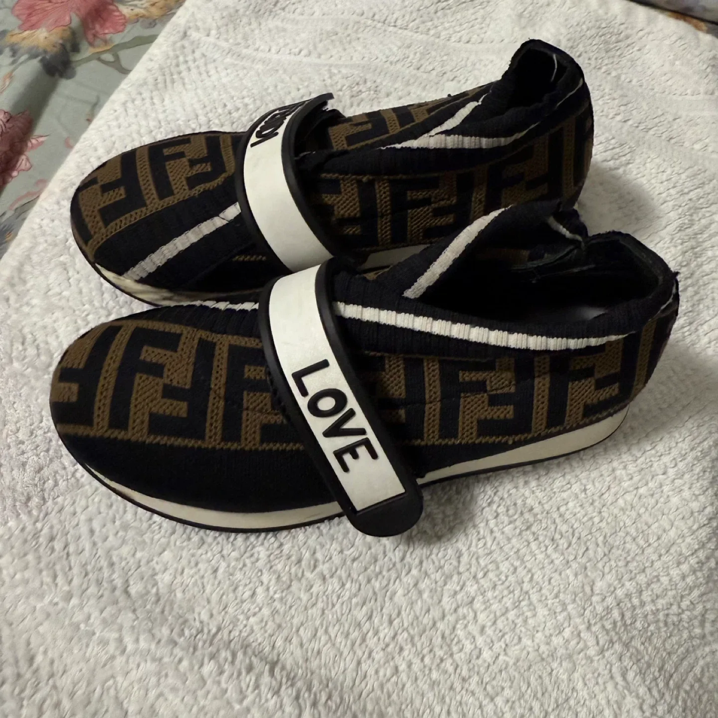 Fendi FF Logo Knit Fabric Slip-On Sneakers Size 2-3 kids image indicator(4)