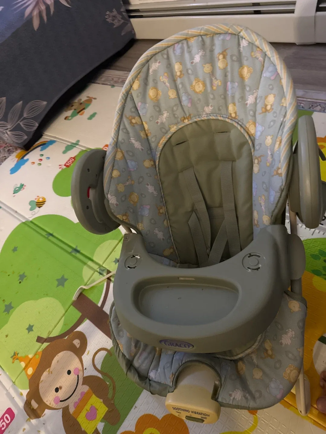 Graco Baby Seat with Vibration