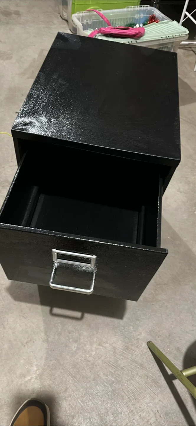 Black 2-Drawer Filing Cabinet image indicator(2)