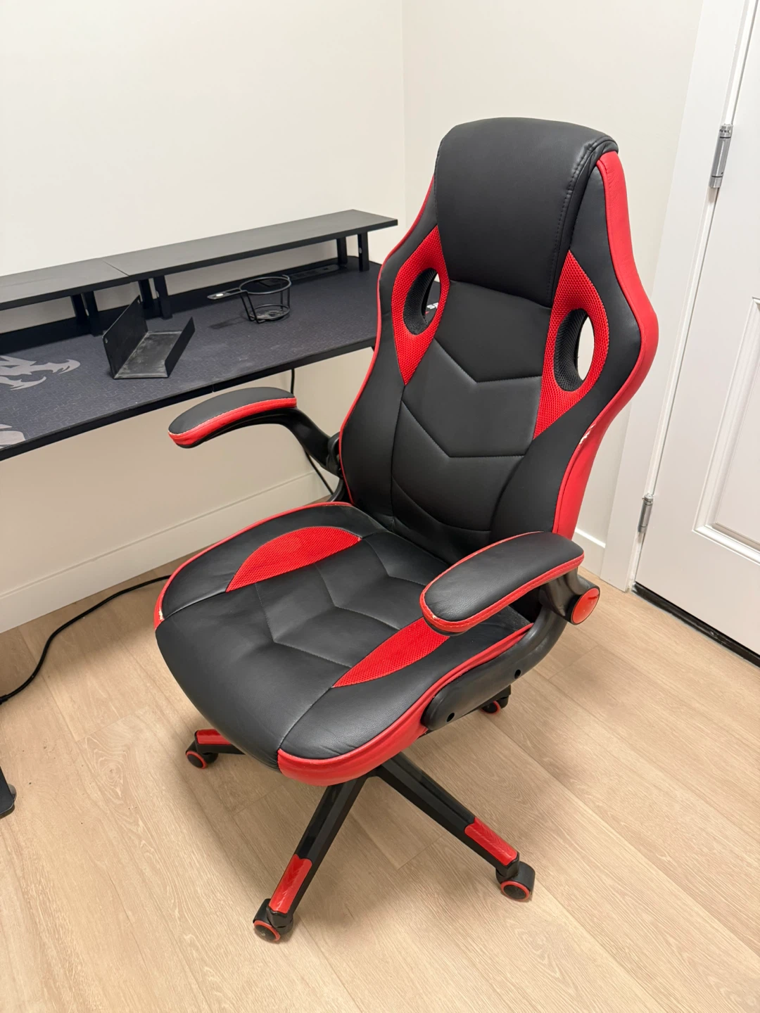 Gaming Desk & Chair Set - photo 3
