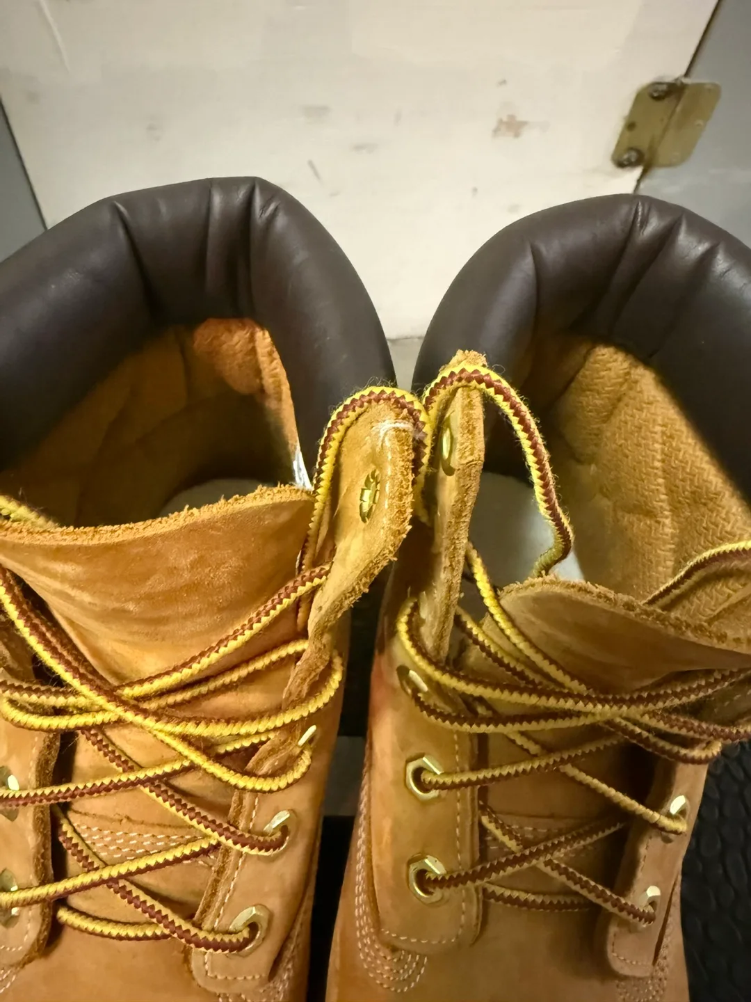 Timberland, Dr Martens, Santana, Clarks - 4 winter boots image indicator(3)