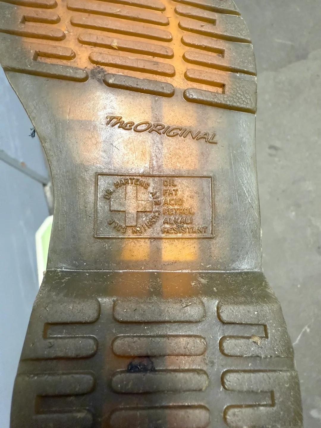 Timberland, Dr Martens, Santana, Clarks - 4 winter boots image indicator(5)