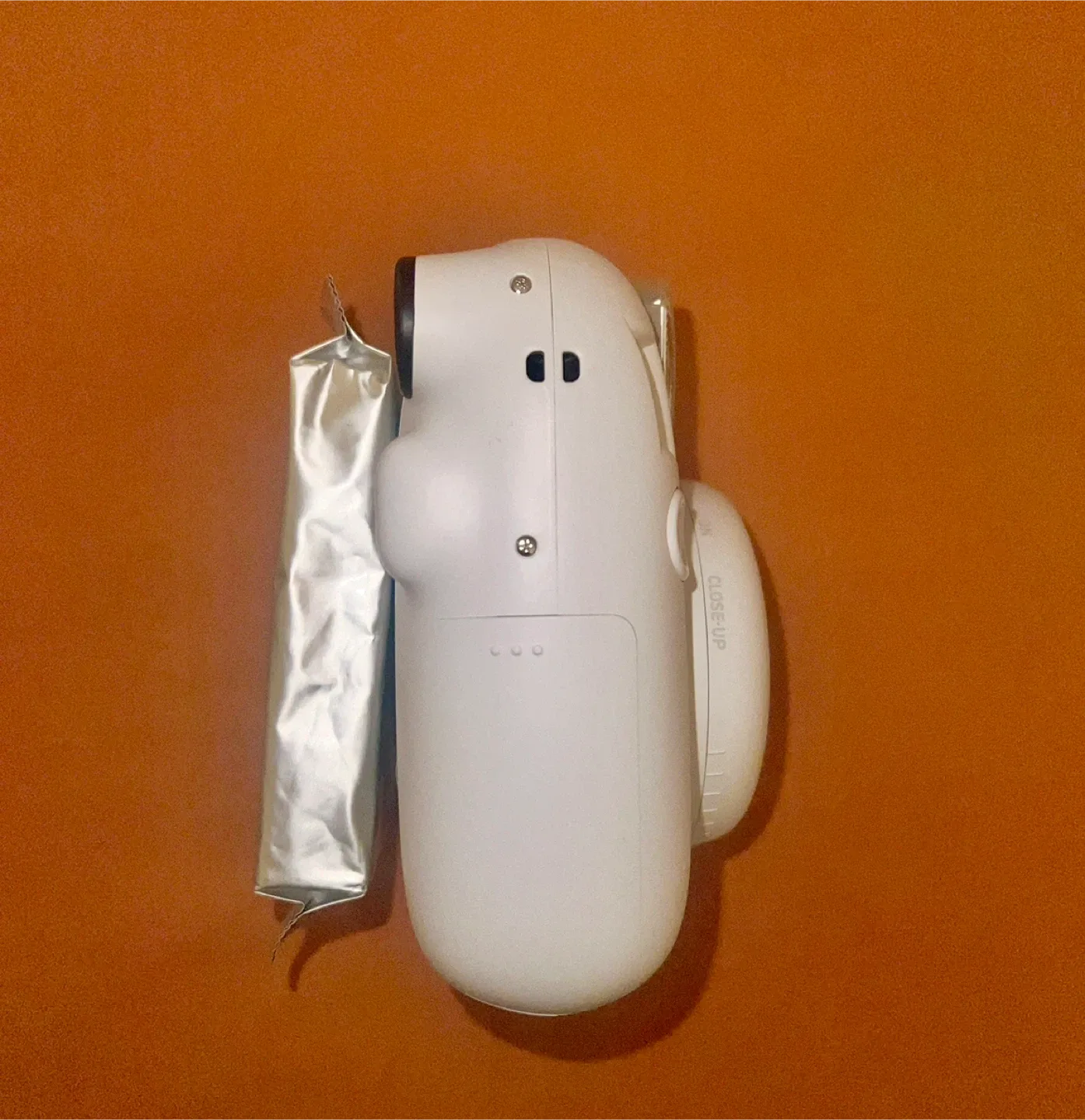 Fujifilm Instax Mini 12 Instant Camera + Film image indicator(3)