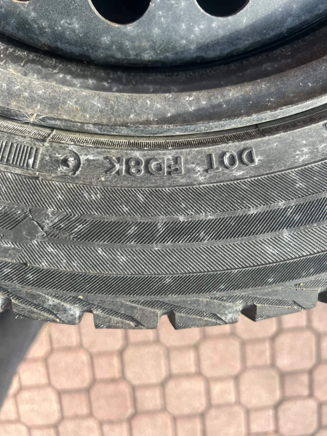 Yokohama 205/55R16 Winter Tires on Steel Rims - Set of 4 image indicator(5)