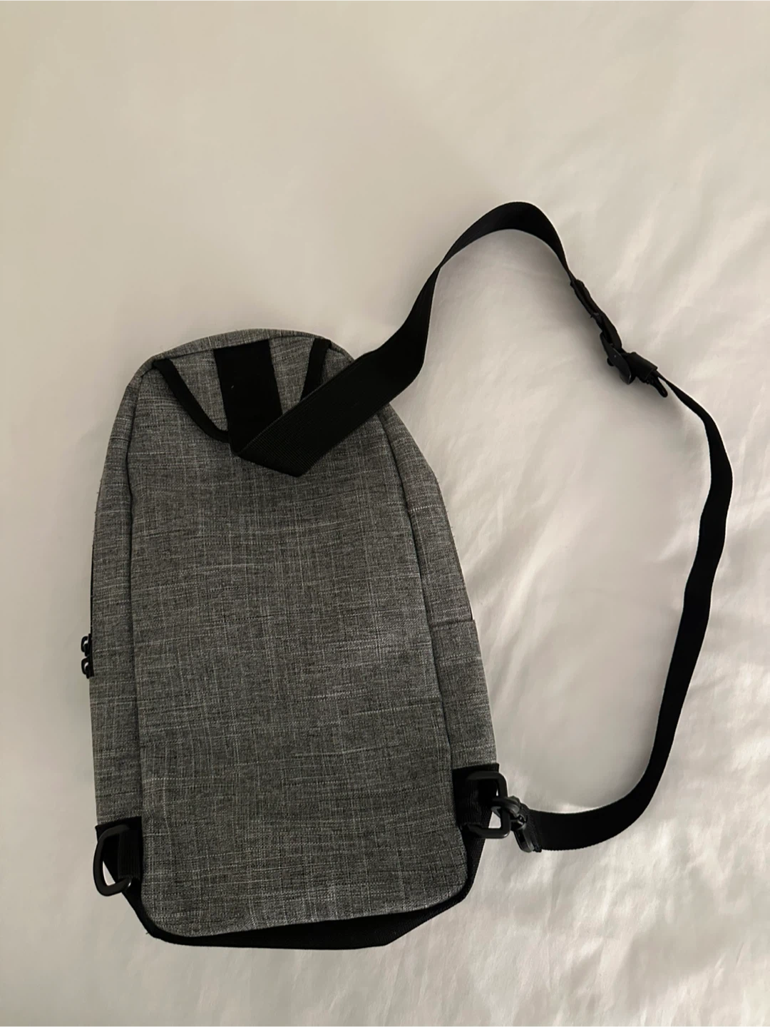 Herschel Grey Sling Bag - photo 2