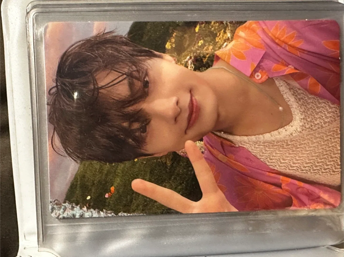 Selling SEVENTEEN photocards (10+ cards). image indicator(6)