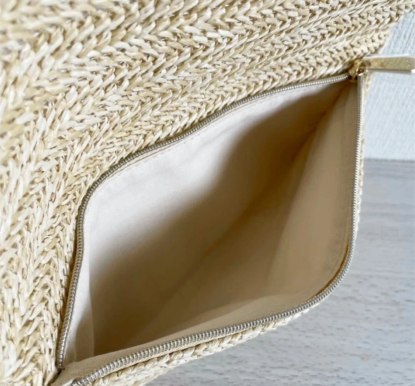 Christian Dior Rattan Clutch Pouch Bag Beige image indicator(5)