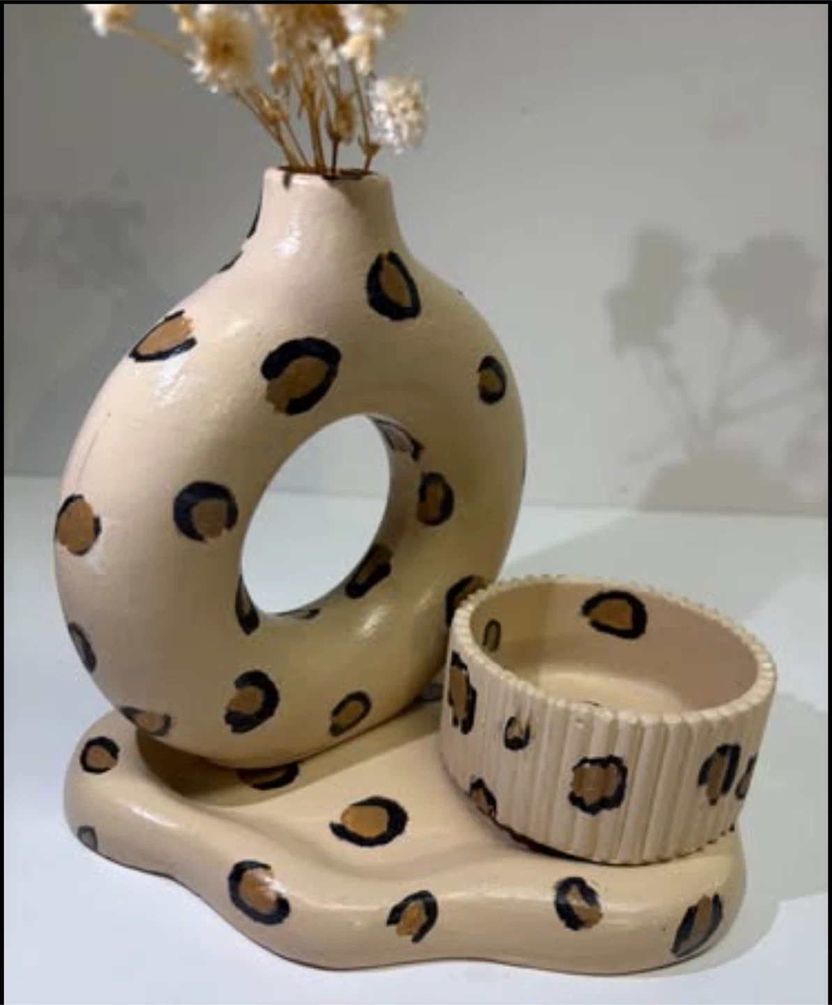 Handmade Leopard Print Doughnut Vase & Tray Set - photo 3
