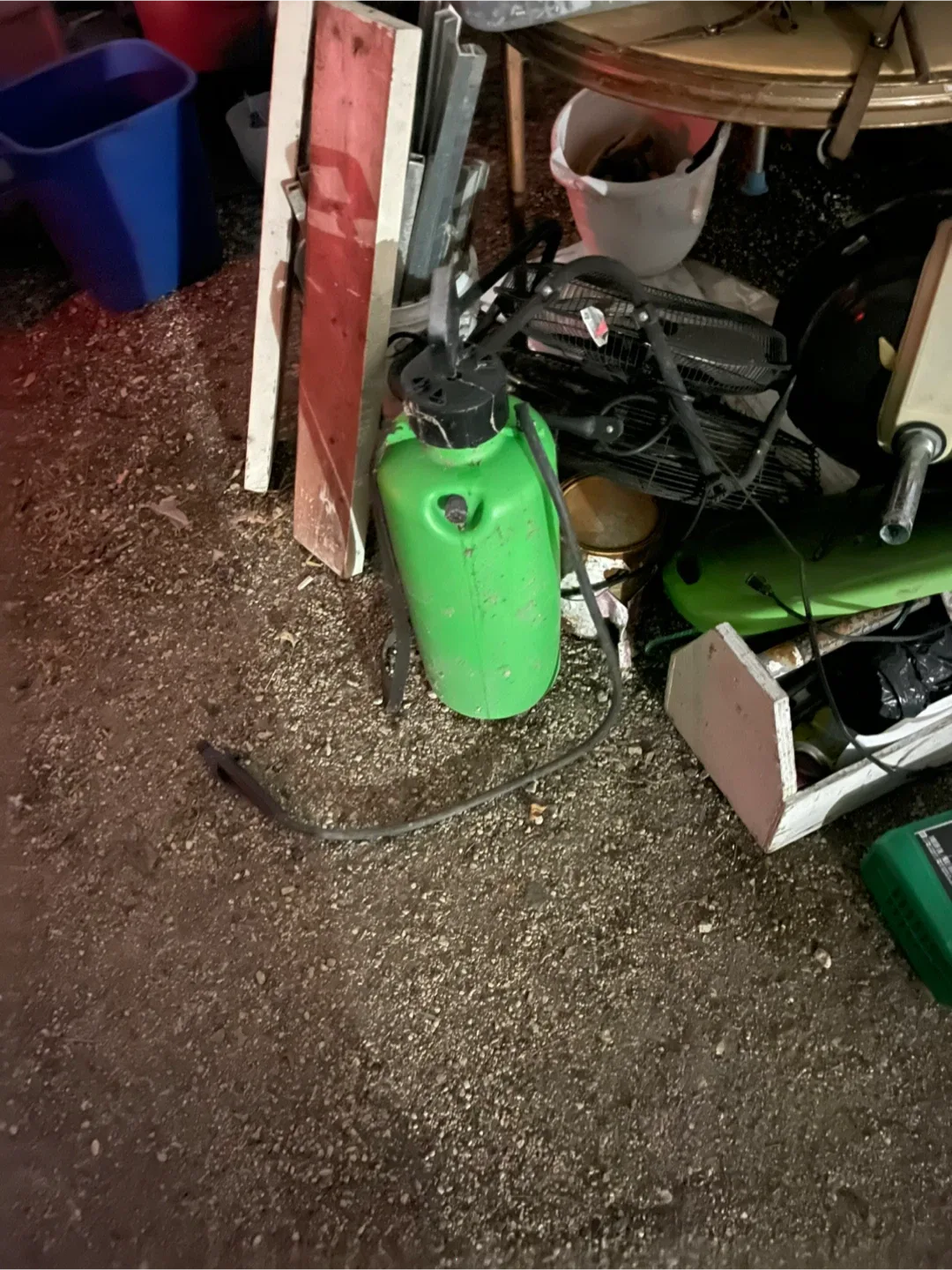 Garden Sprayer  $15 !!!!