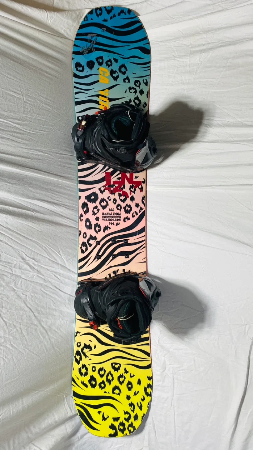 Bataleon Distortia 146 Snowboard as a set or individual