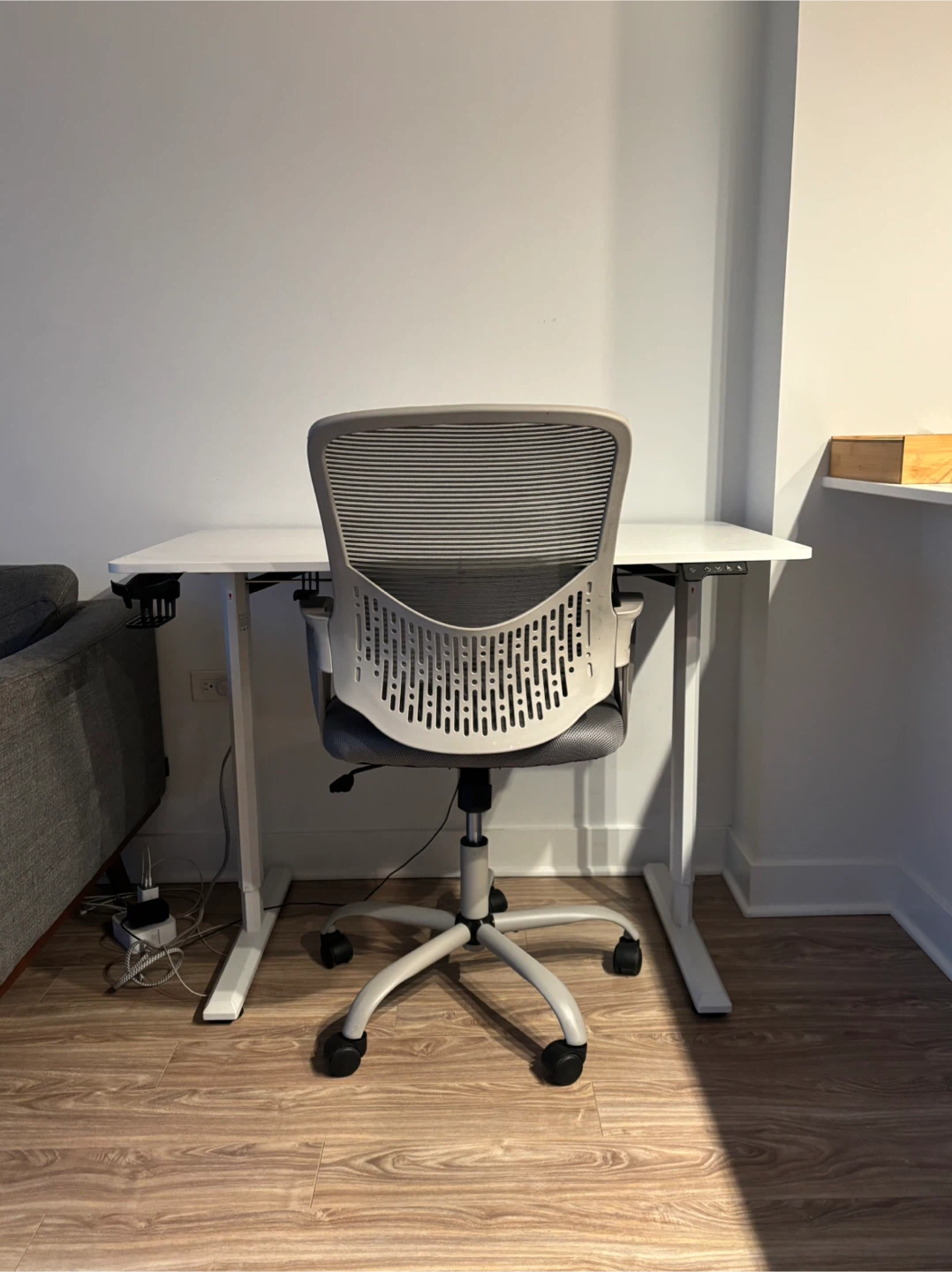 Autonomous ErgoChair 2 & Standing Desk - photo 4