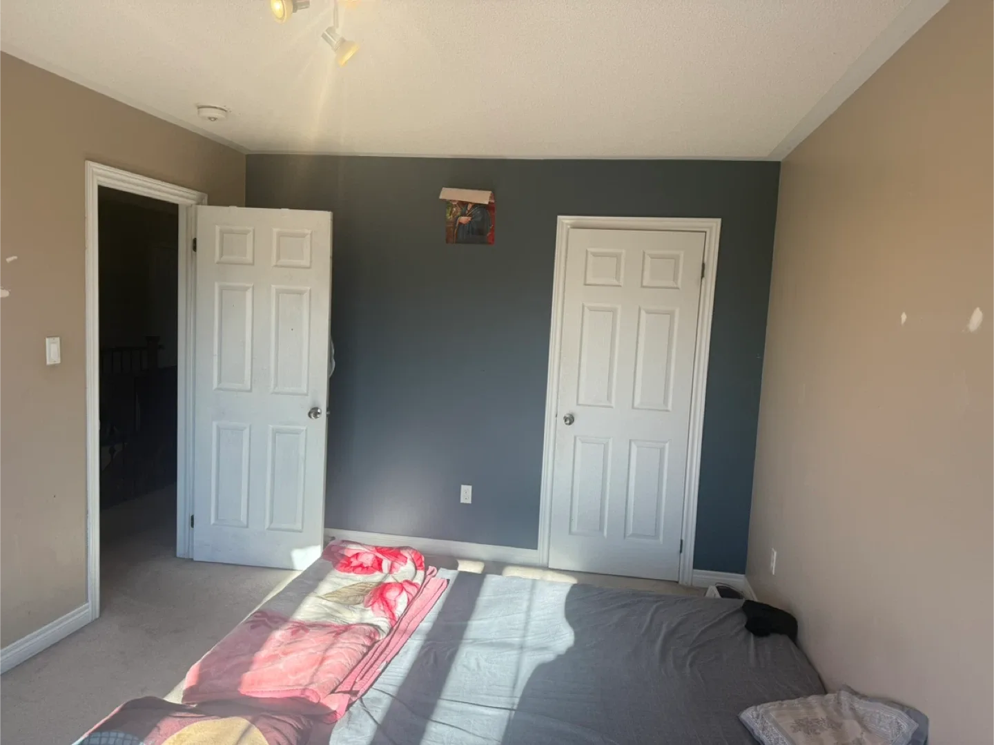 Room for rent image indicator(2)