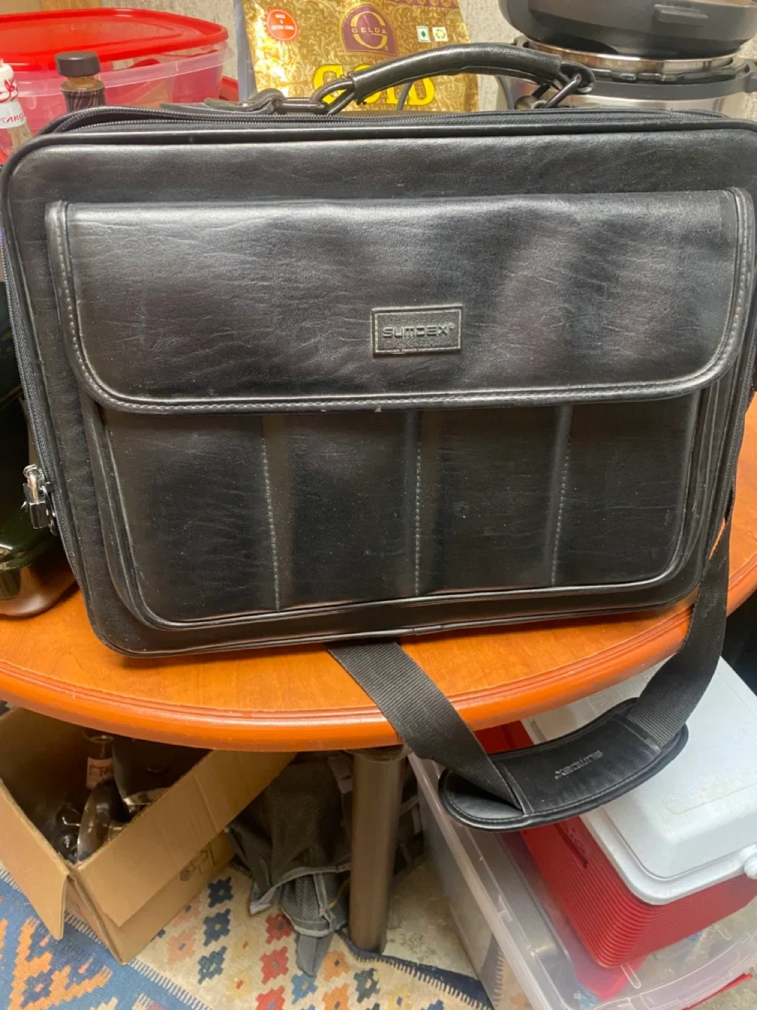 Sumdex Black Laptop Bag image indicator(4)