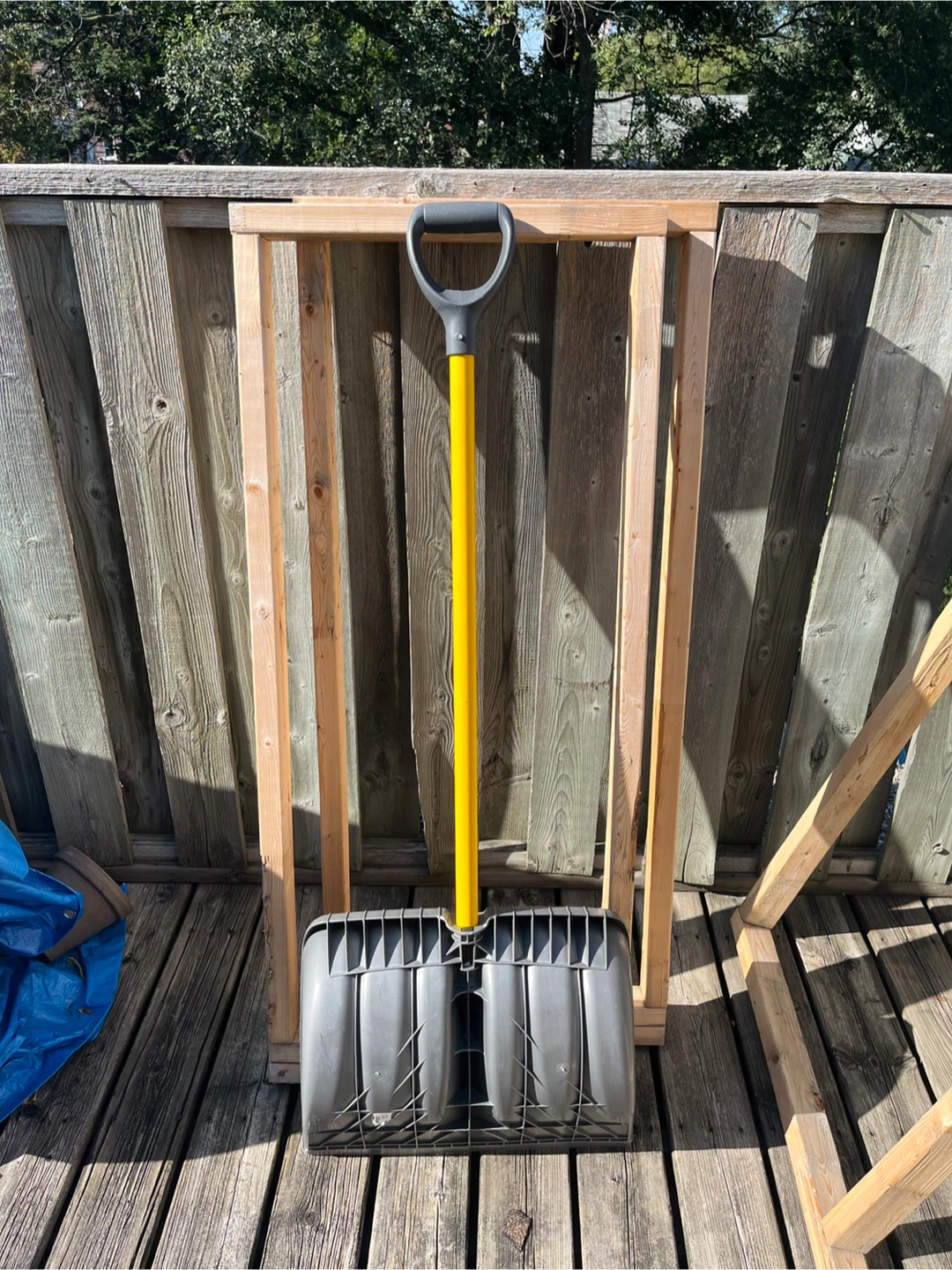 Snow Shovel - photo 2