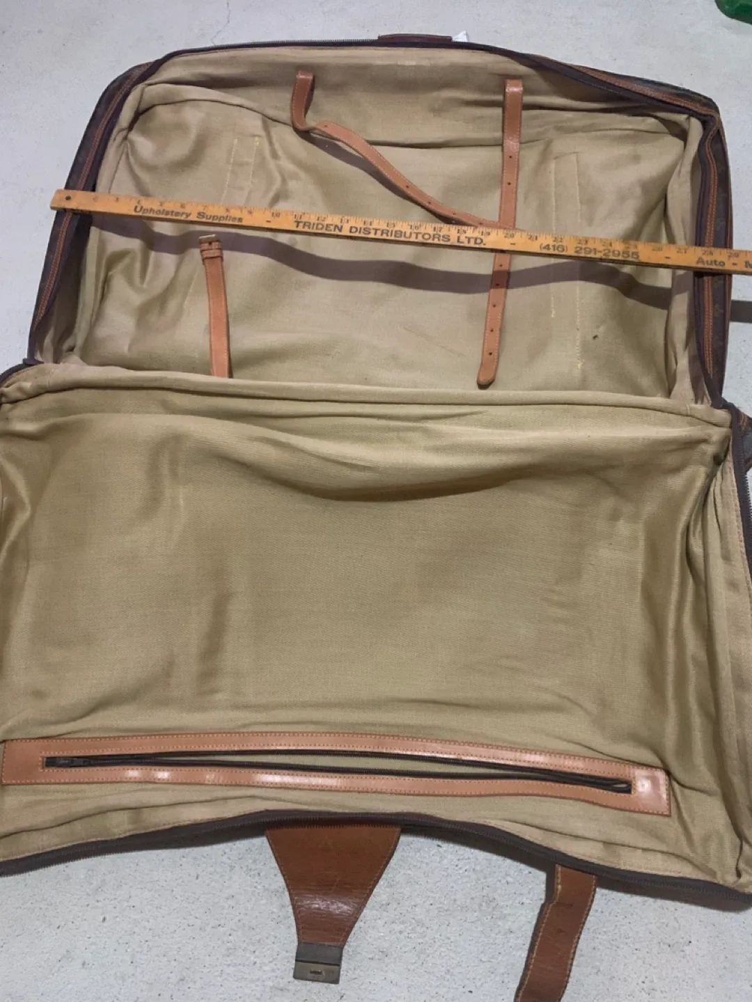Vintage Louis Vuitton Garment Luggage Bag image indicator(2)