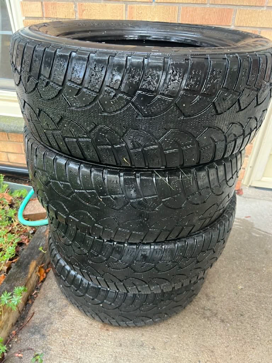 Set of 4 Tires: 215/60R14 95Q - photo 2