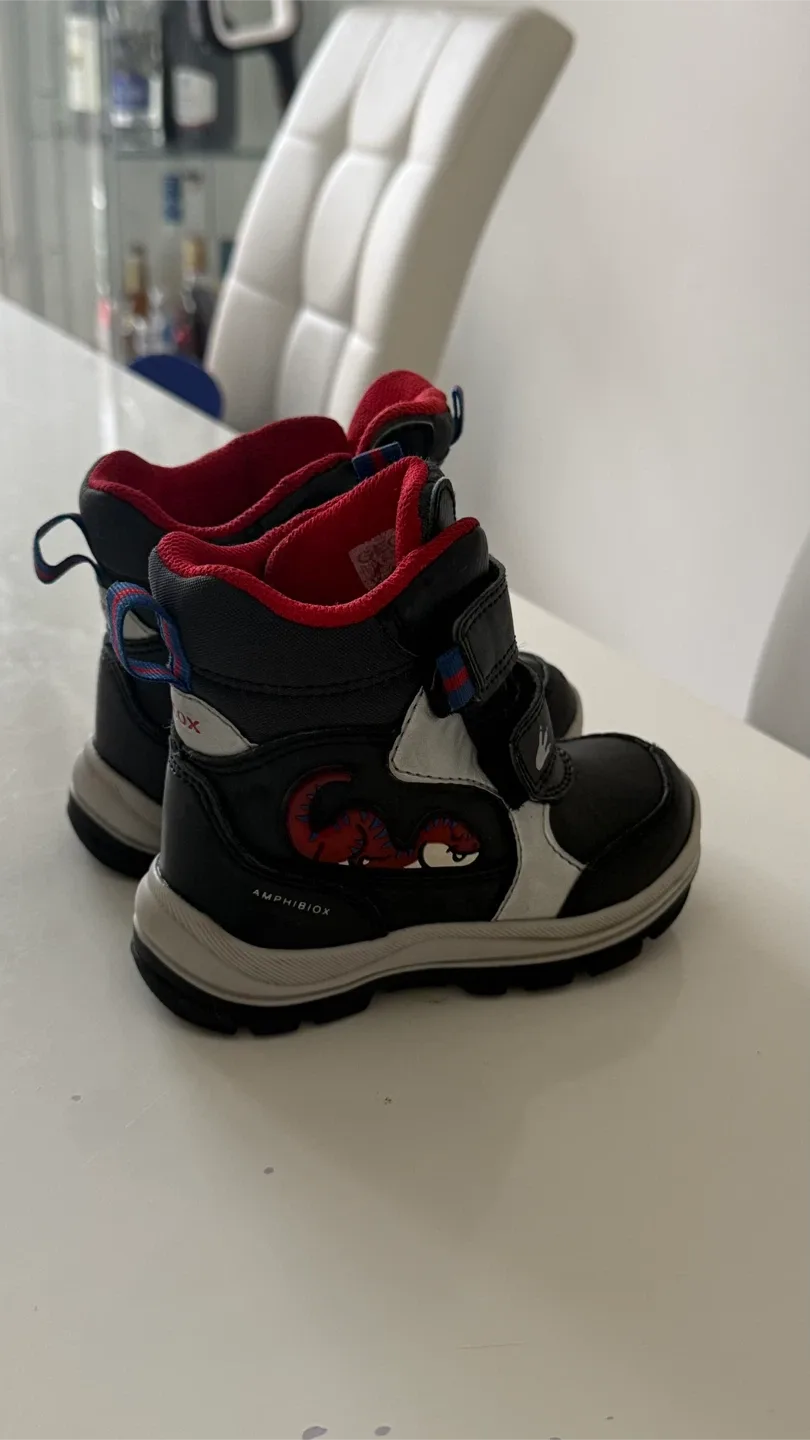 Kids boots geox image indicator(3)