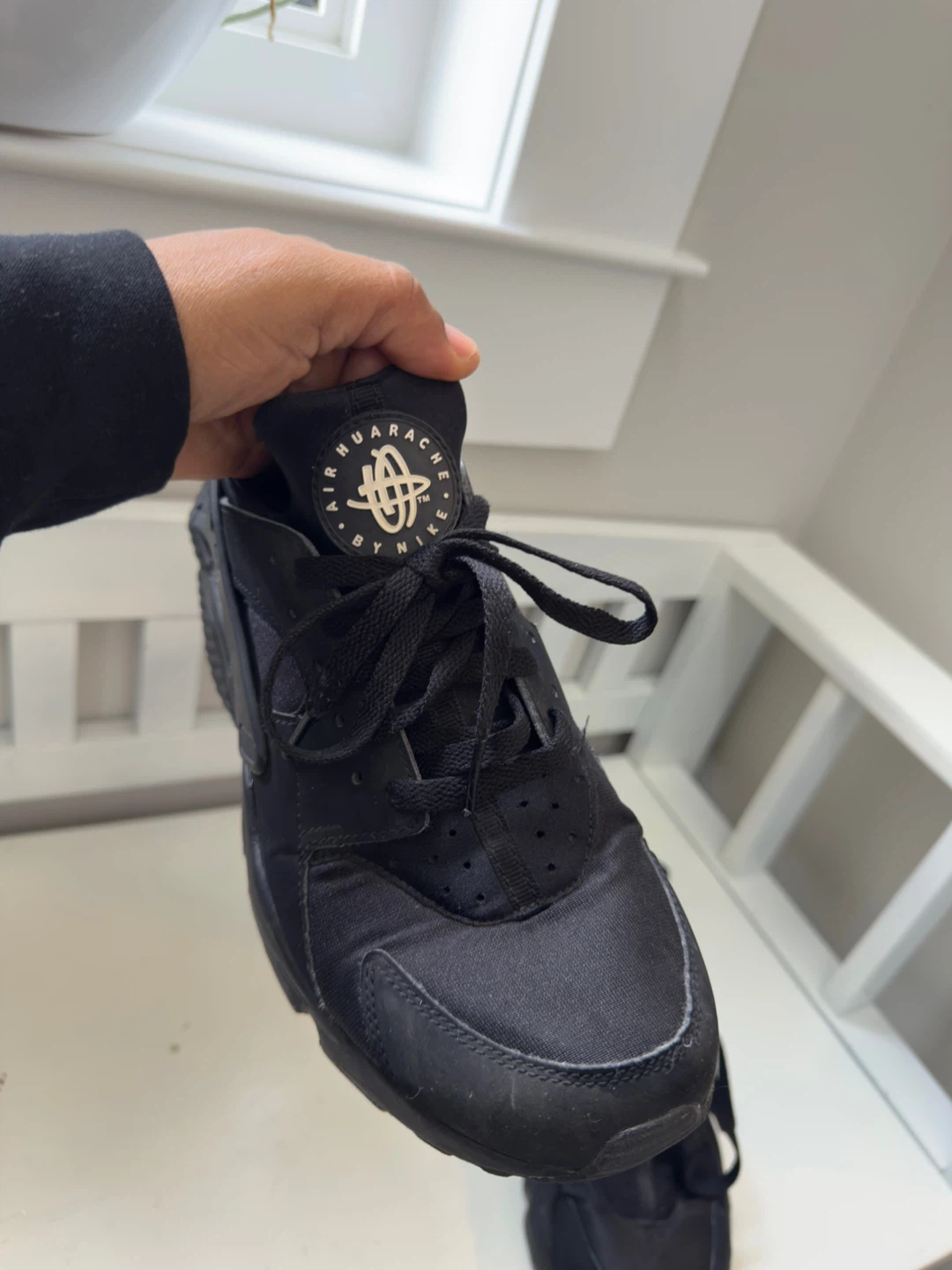 Nike Air Huarache Triple Black US 9.5