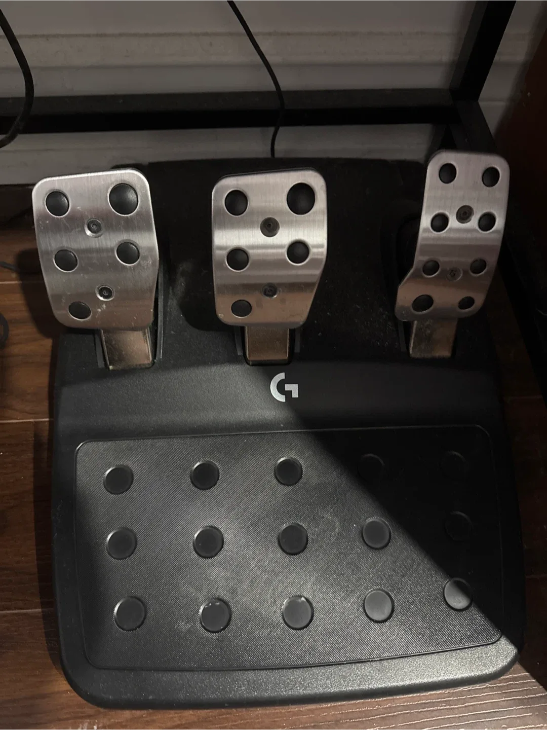 Logitech G920 Racing Wheel, Pedals & Shifter image indicator(2)